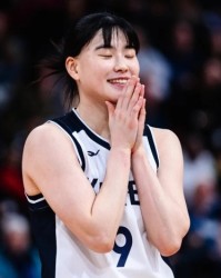 kaiyun.com-出线在即！韩国女篮30分狂胜哥伦比亚 2胜1负高居小组第二|哥伦比亚女篮|菲律宾|尼日利亚女篮|日本女篮|北京女篮_新浪体育_新浪新闻
